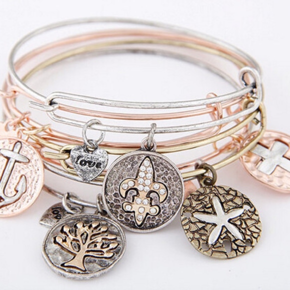 Gold Starfish Sand Dollar Silver Bangle Bracelet - Picture 3 of 6